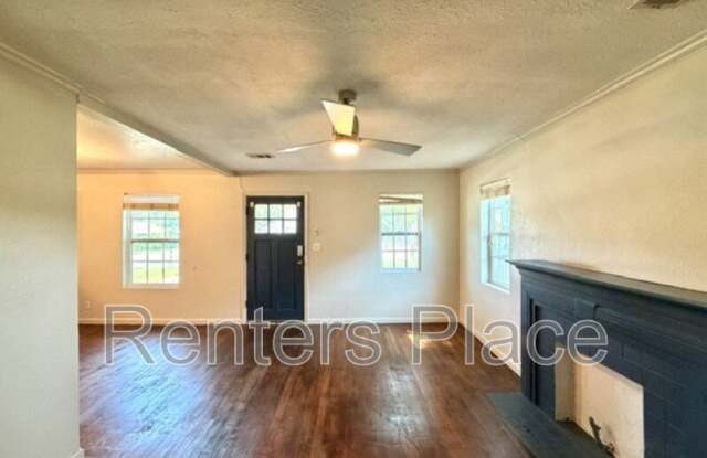 4308 East 4th Place Gallery 3