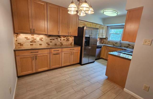 12109 GREENWAY Court photos photos