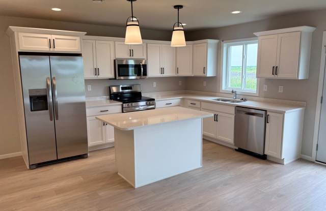 For Rent: Sleek New Construction | 3 Bed, 2.5 Bath | 1,800 Sq Ft photos photos