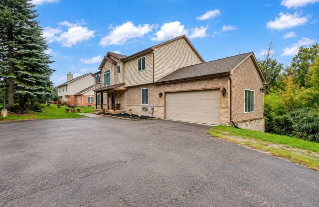 7295 W Maple Road Gallery 2