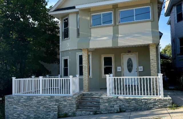 26 Maple Avenue photos photos