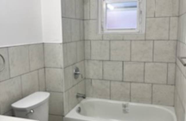 402 Halsted Street - 1L photos photos