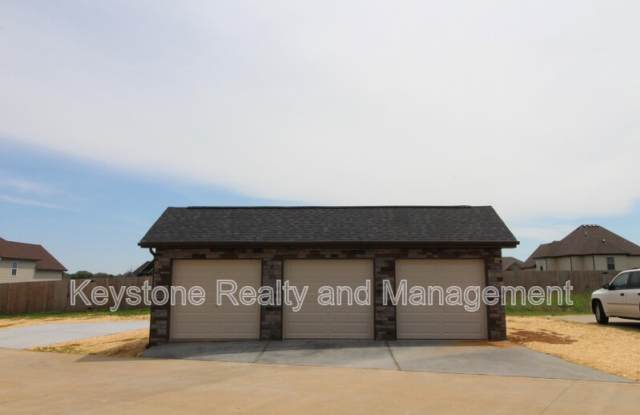 1611 Railton Court Gallery 2