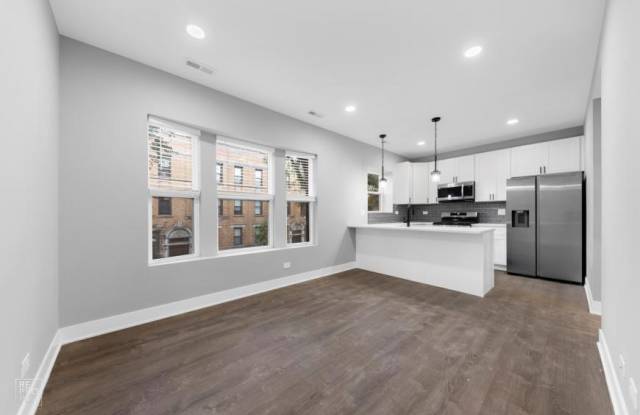 1407 W Flournoy St photos photos