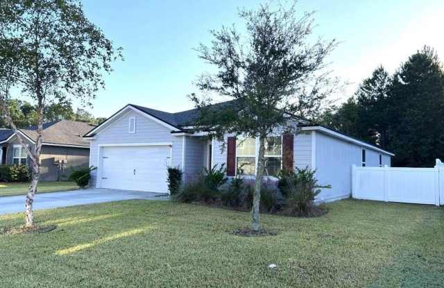 Act Fast on this Beautiful 4BR/2BA in Waters Edge photos photos