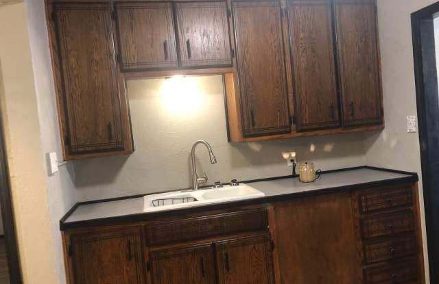 3 Bedroom Single Family Home in Shawnee Gallery 3