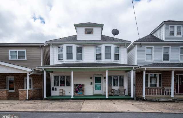 1023 SPRUCE STREET photos photos