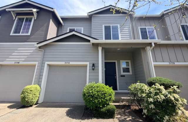 Gorgeous Cedar Brook Home in Sherwood – $500 Off First Month! photos photos