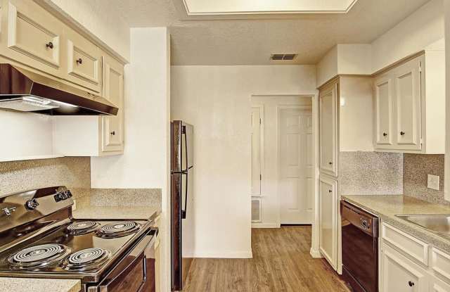 4305 Beard - 4/Bed 2/Bath - $2095/month Gallery 4