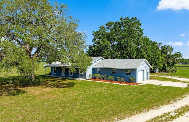 3/2 Farm Home on 18.25 acres - 7935 Southeast 121st Place, Marion County, FL 34420
