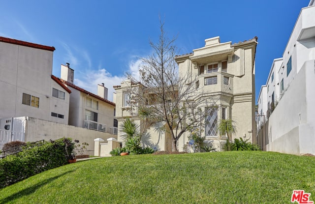865 S Lucerne Blvd - 865 South Lucerne Boulevard, Los Angeles, CA 90005