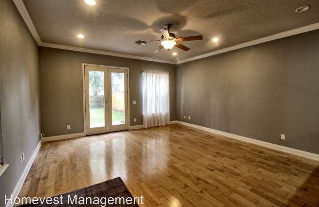 1023 Elmwood Street #1023 Gallery 4