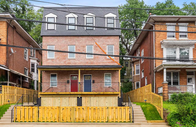 442 West Queen Lane - 2 photos photos