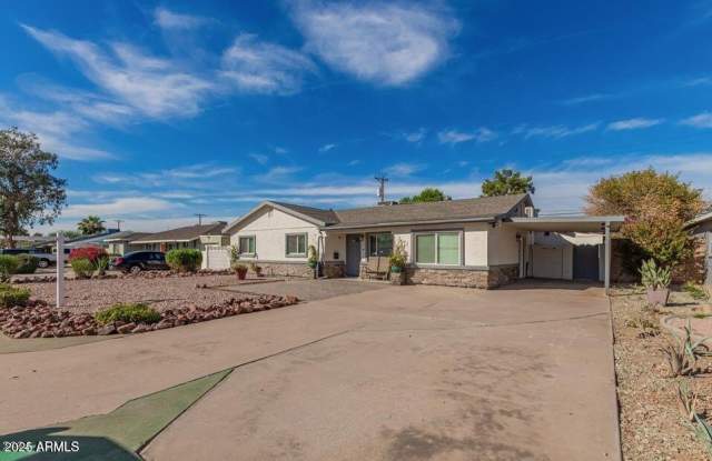 2518 E CAMPBELL Avenue Gallery 2
