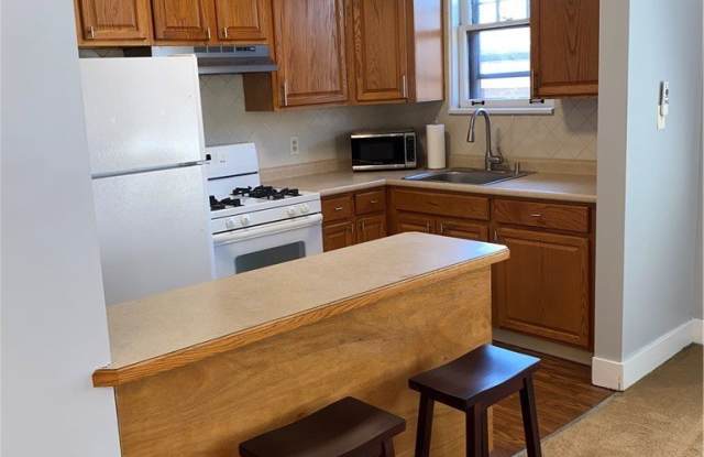 312 Elizabeth Ave photos photos