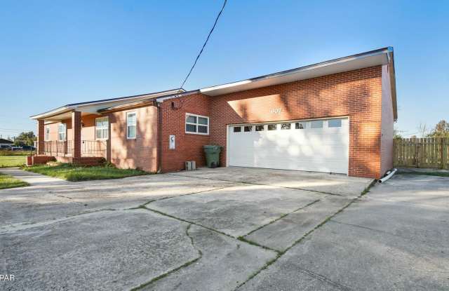4BR/3BA Panama City Home with Pool & 2-Car Garage — $2,350/mo photos photos
