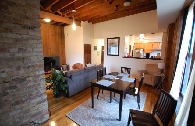 1136 W Armitage - 1136 West Armitage Avenue, Chicago, IL 60614