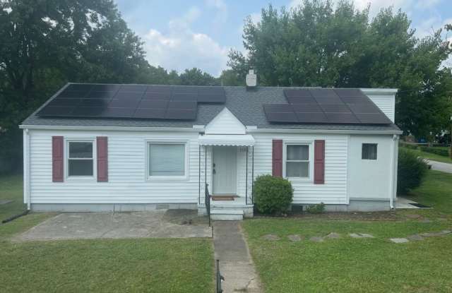 Well Maintained Cottage Style Ranch - 5103 Woodlawn Road, Roanoke, VA 24017 - Solar Panels photos photos