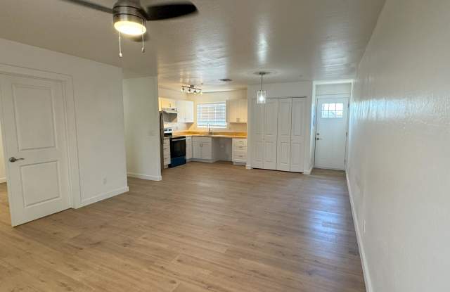 1455 East Taylor Street - 3 photos photos
