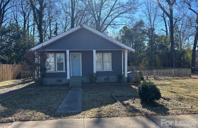 3914 Bearwood Avenue - 3914 Bearwood Avenue, Charlotte, NC 28205