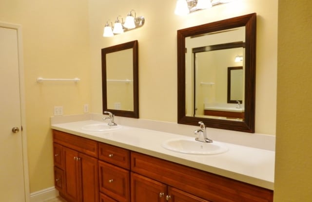 223 Pineview Gallery 4