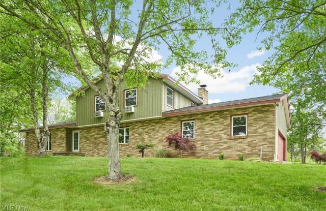 2635 Martin Road photos photos