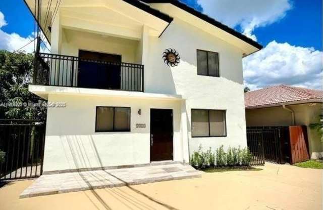 2324 SW 57th - 2324 Southwest 57th Court, Coral Terrace, FL 33155