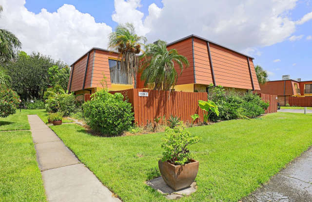 Parkwoods  1538-3 Gallery 1