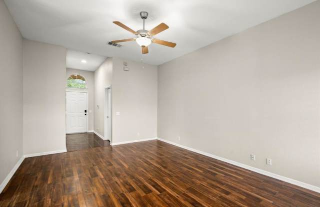 14901 Nuttall Drive Gallery 2