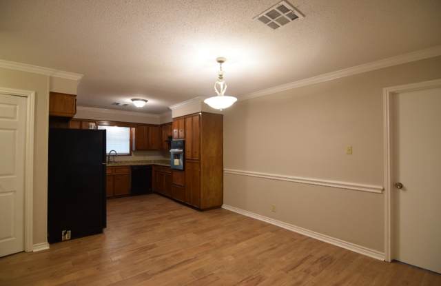 3210 Cottonwood Ln Gallery 4