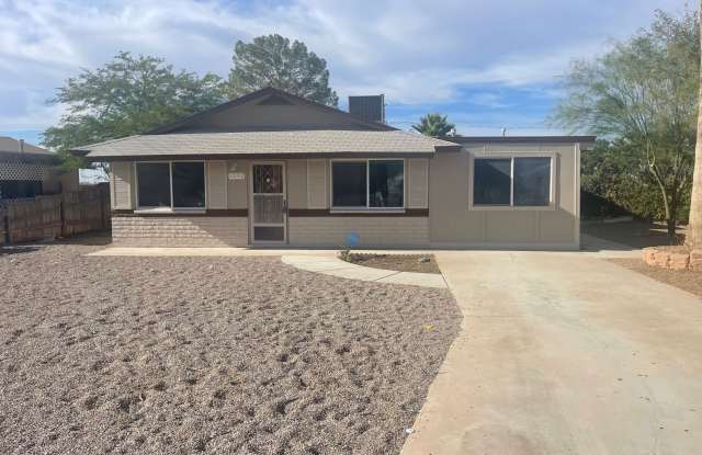 1392 W Orchid Pl photos photos