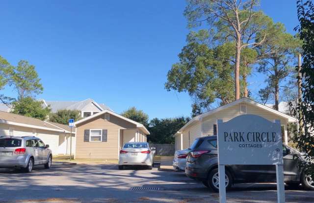 Affordable 2 Bedroom 2 Bath Apartment Minutes to Downtown Fort Walton  Beaches  Waterfront Dining $ 1500 photos photos