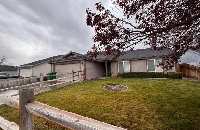 WINTER Special Available! Updated 3 bedroom- 427 Sheep Camp Drive Dayton, NV 89403 photos photos