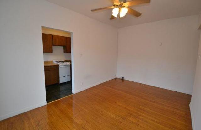 3028 Halsted Gallery 4