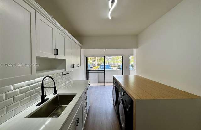 5900 SW 127th Ave photos photos