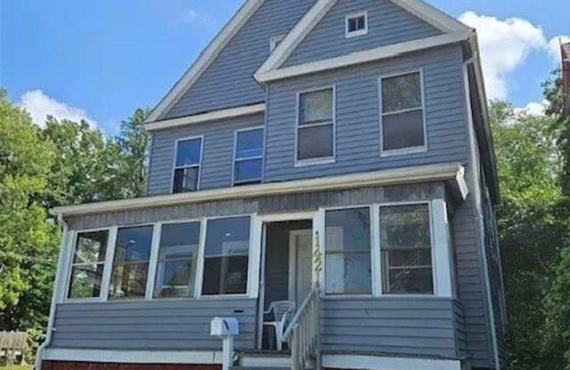 14216 NORTHFIELD AVENUE photos photos