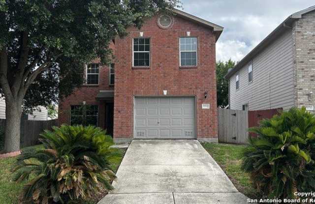 9746 CRESCENT MOON photos photos