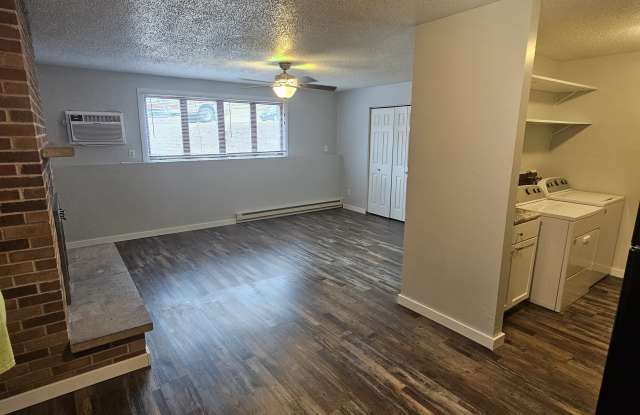 1160 Oakview Dr photos photos