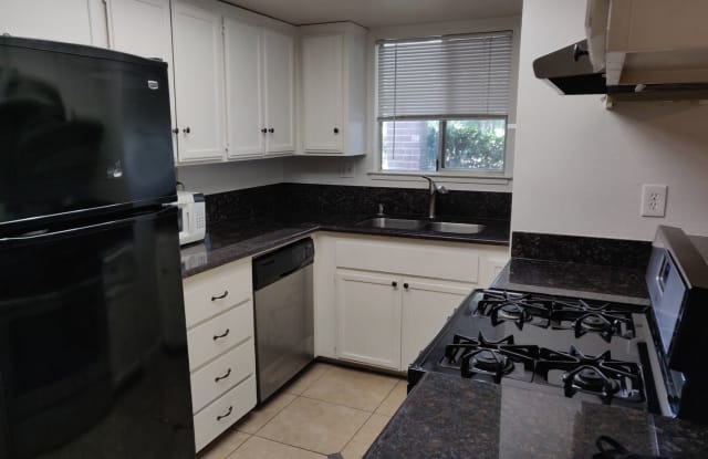 1446 Elm St - 1446 Elm Street, Roseville, CA 95678