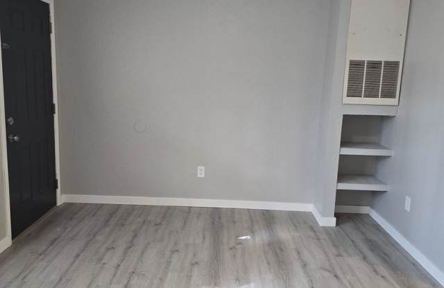 1 Bedroom 1 Bathroom Apartment! Gallery 4