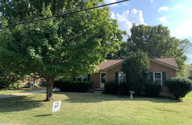 1018 Harmony Landing Rd - 1018 Harmony Landing Road, Goshen, KY 40026