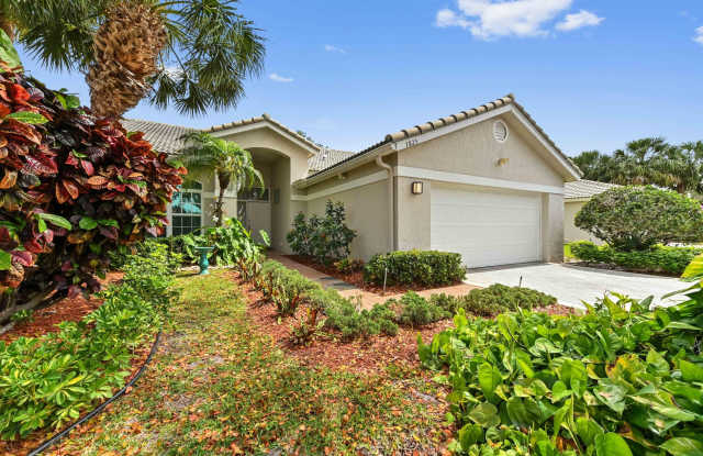 7825 Aberdeen Lakes Drive photos photos