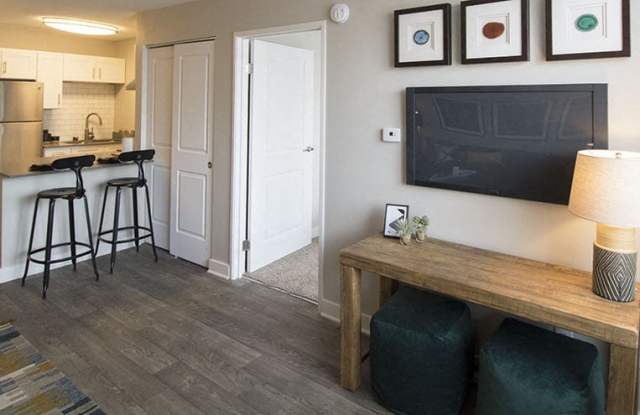 The Scott at East Village Apartments Gallery 4