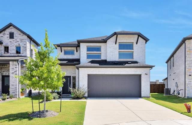 4703 Whitehill photos photos