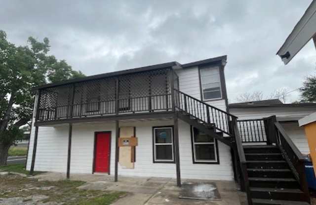 616 16th Street - A photos photos