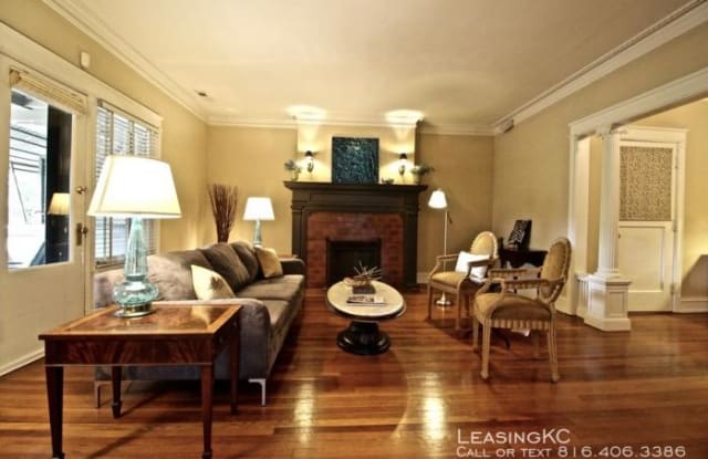 3815 Walnut Street - 3815 Walnut Street, Kansas City, MO 64111