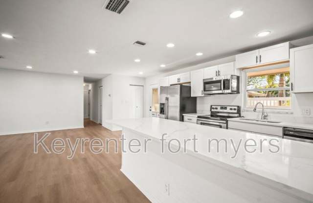 4293 Island Cir photos photos 4293 Island Cir photos photos