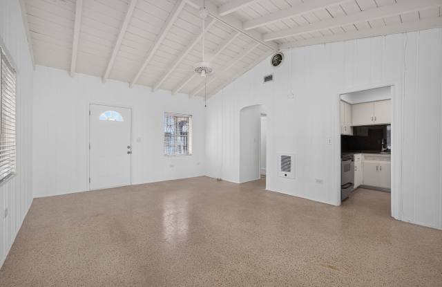 330 Madeira Ave.Apt 04 Gallery 4