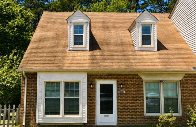 Amazing 3 Bedroom 2 Bathroom  Two-Story Single Family townhome located in the Nottingham-Westmoreland area of Portsmouth, VA photos photos