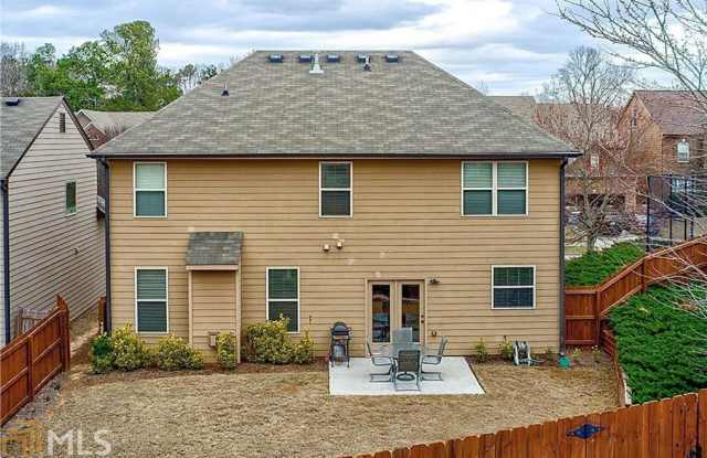 3291 Montauk Hill Dr Gallery 2